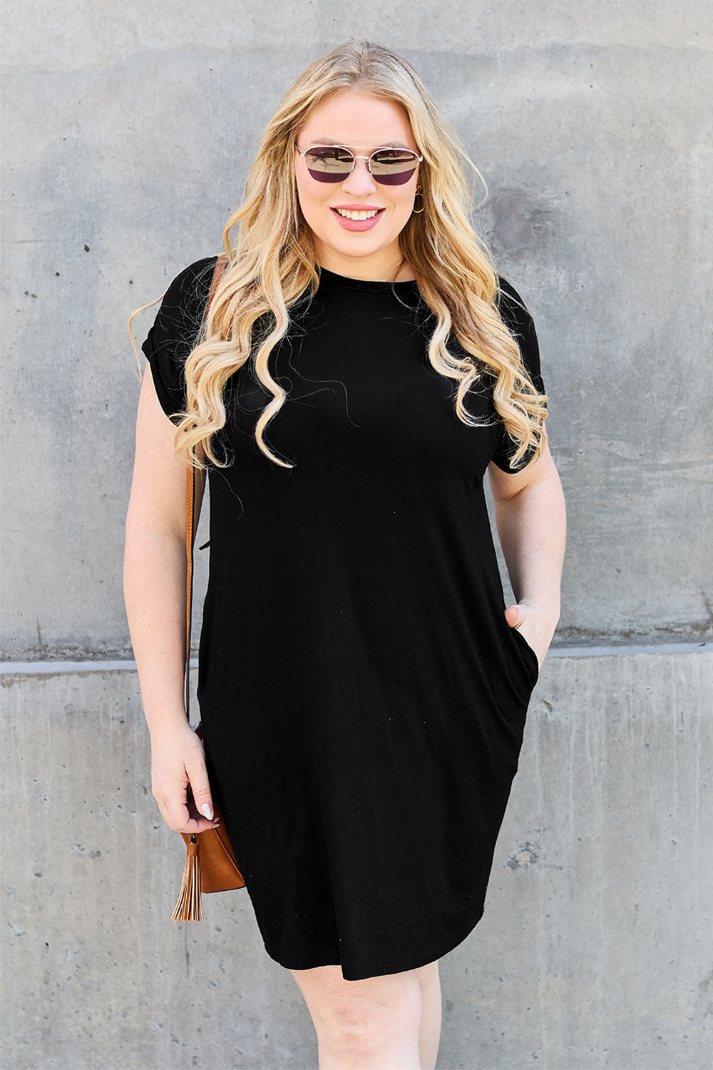 Round Neck Short Sleeve Dress with Pockets